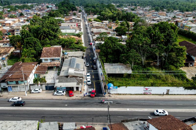 Travessa São Geraldo, Tapanã.
Inauguração das obras do programa asfalto por todo o Pará <div class='credito_fotos'>Foto: Augusto Miranda / Ag. Pará | <a href='/midias/2024/originais/21140_58569cea-2db5-fdc6-f899-0743367daa5d.jpg' download><i class='fa-solid fa-download'></i> Download</a></div>
