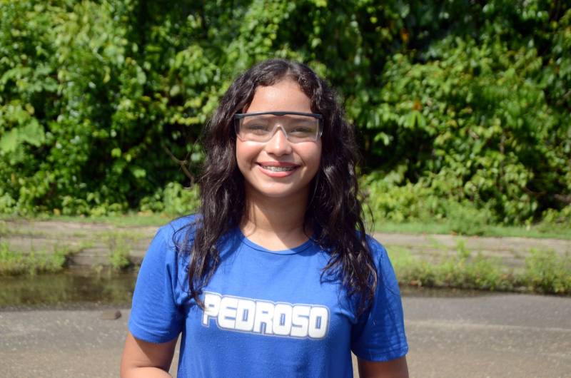 Tamires Eleres, estudante do Ensino Médio, da Escola Pedroso