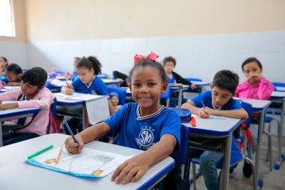 Aluna Maria Luísa gostou da nova escola