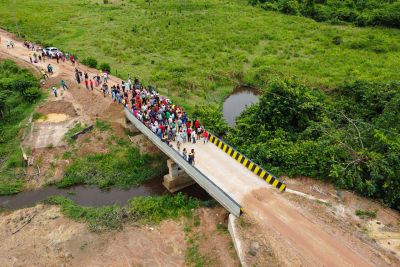 galeria: Governo entrega ponte sobre o Córrego do Barbeiro, em São João do Araguaia