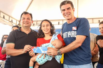 notícia: Famílias de Quatipuru recebem benefícios habitacionais do Governo do Pará 