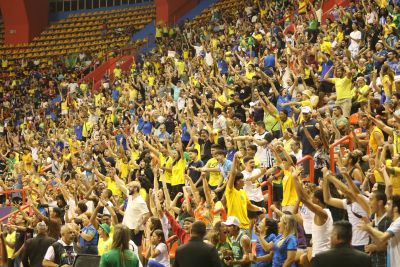 notícia: Seleção Brasileira de Basquete faz o primeiro treino na Arena Mangueirinho, em Belém