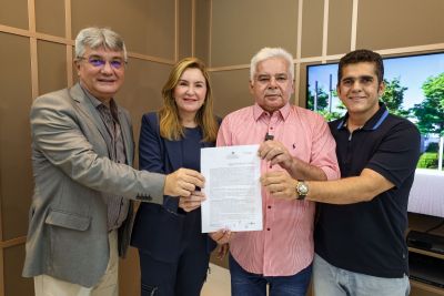 notícia: Governo assina OS para a construção de creche em Mãe do Rio
