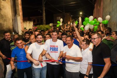 notícia: Estado entrega vias pavimentadas  e garante mais asfalto para o bairro da Terra Firme, em Belém