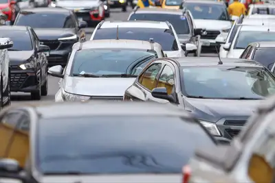 notícia: Veículos com final de placas de 72 a 92 têm  descontos no IPVA até o dia 19 de fevereiro