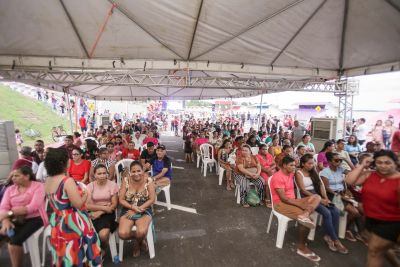 notícia: Recursos do 'Sua Casa' e 'CredCidadão' garantem obras habitacionais e novas motocicletas