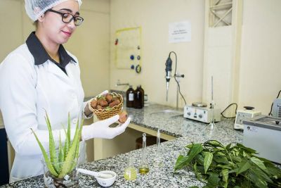 notícia: Ensino em Saúde na Amazônia abre inscrições para Mestrado e Doutorado