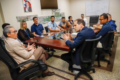 notícia: Seop recebe visita de equipe técnica do Governo do Amapá e apresenta obras estratégicas da saúde