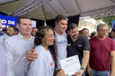 notícia: Alunos do Qualifica Pará recebem certificados do Estado durante evento de aniversário de Belém 