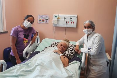 notícia: Hospital Regional dos Caetés registra aumento superior a 33% no número de internações de idosos vítimas de quedas