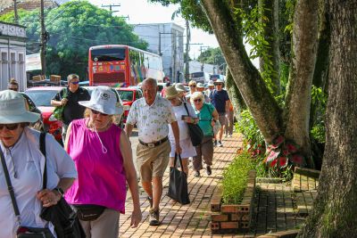 notícia: Estado faz receptivo a 700 turistas do cruzeiro marítimo 'Splendors of the Sea'