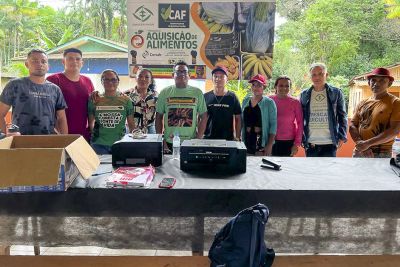 notícia: Com apoio da Emater, comunidade tradicional quilombola recebe CAF e acessa Programa de Aquisição de Alimentos