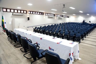 notícia: Uepa inaugura auditório Paulo Freire