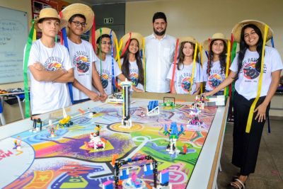 notícia: Em Brasília, estudantes da rede estadual participam de Torneio Nacional de Robótica