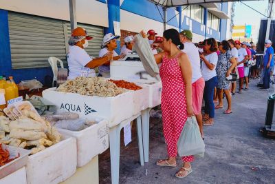 notícia: Feira do Pescado tem balanço positivo de vendas e da movimentação do público