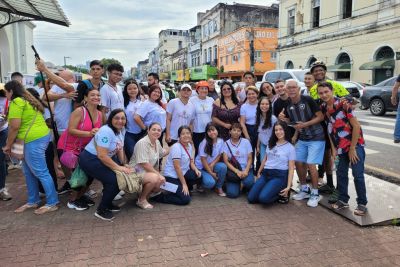 notícia: Estudantes de escolas estaduais fazem 'Rolê de Educação Ambiental' no Ver-o-Peso