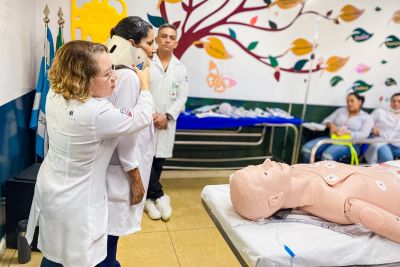 notícia: Hospital Metropolitano capacita profissionais de suporte avançado a vítimas de traumas