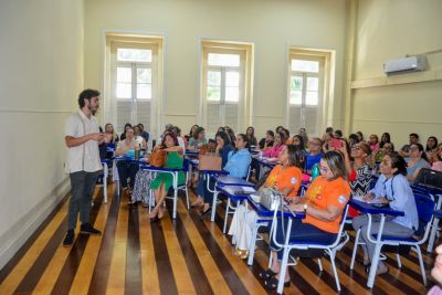 notícia: Seduc promove oficina do 'Bora Alfabetizar' e qualifica profissionais da educação