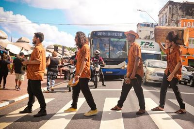 notícia: Teatro Margarida Schivasappa apresenta terceira edição do ‘Festival Latinidade’