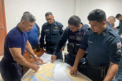 notícia: GFLu capacita agentes para pilotagem de embarcações acima de 8 m de comprimento