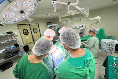 notícia: Maio Cinza: 'câncer cerebral afeta o funcionamento do corpo', alerta especialista do Hospital Ophir Loyola