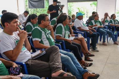 notícia: Comunidades extrativistas debatem implementação do Sistema REDD+ no Pará