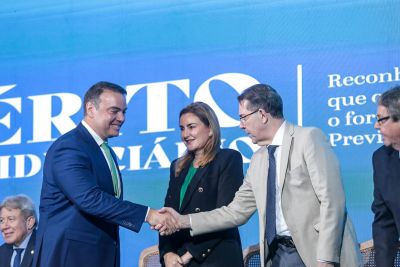 notícia: IGEPPS concede honraria e lança projeto ambiental durante congresso