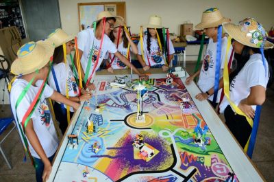 notícia: Governo do Pará inicia repasse inédito para potencializar robótica nas escolas estaduais por meio do Dinheiro na Escola 
