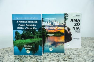 notícia: Uepa marca presença na 27ª Feira Pan-Amazônica do Livro e das Multivozes