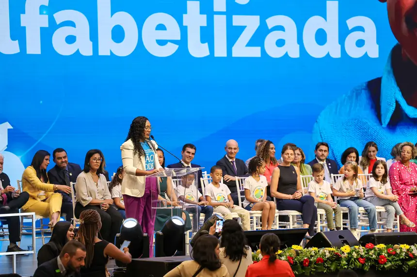 <div class='credito_fotos'>Foto: Marco Santos / Ag. Pará | <a href='/midias/2025/originais/20250210184316-GF00022951-F00376626.webp' download><i class='fa-solid fa-download'></i> Download</a></div>