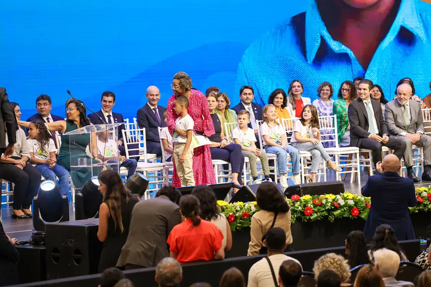 <div class='credito_fotos'>Foto: Marco Santos / Ag. Pará | <a href='/midias/2025/originais/20250210184318-GF00022951-F00376627.webp' download><i class='fa-solid fa-download'></i> Download</a></div>