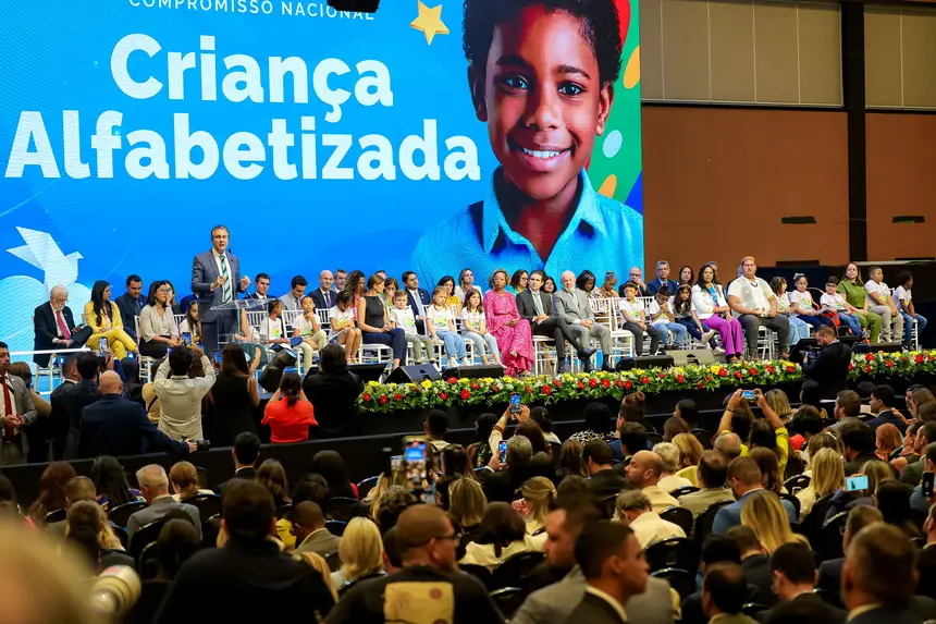 <div class='credito_fotos'>Foto: Marco Santos / Ag. Pará | <a href='/midias/2025/originais/20250210195942-GF00022952-F00376668.webp' download><i class='fa-solid fa-download'></i> Download</a></div>