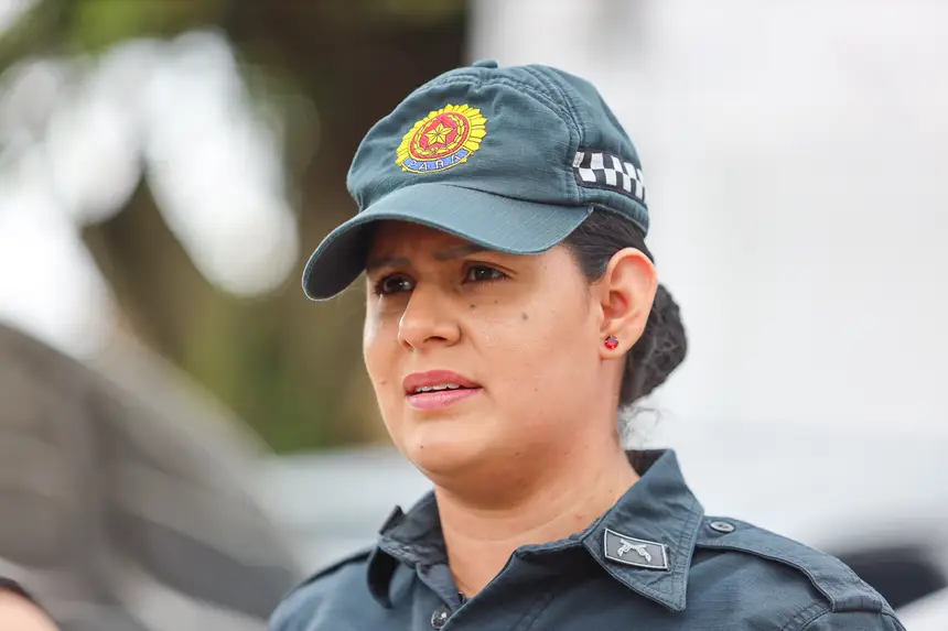 Soldado Roberta Araújo - Quartel do Comando Geral <div class='credito_fotos'>Foto: Bruno Cecim / Ag.Pará | <a href='/midias/2025/originais/20250212122702-GF00022975-F00377330.webp' download><i class='fa-solid fa-download'></i> Download</a></div>