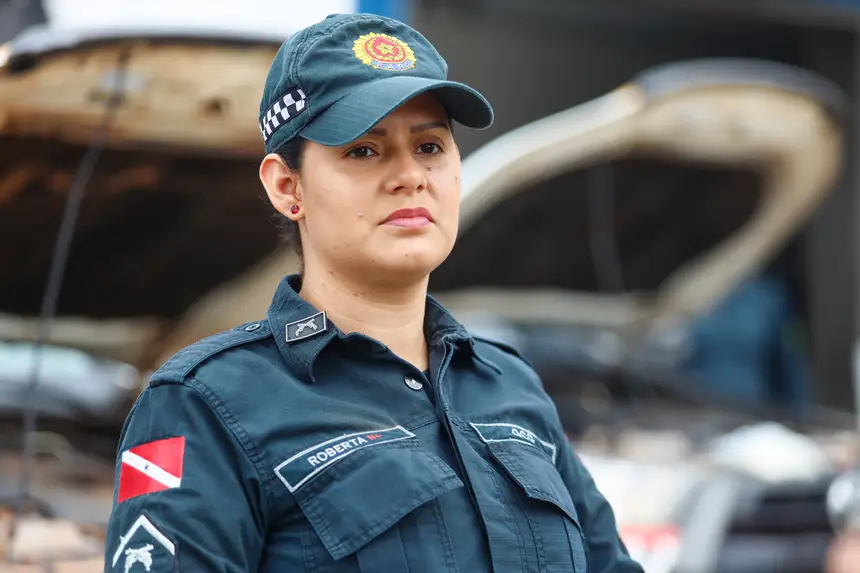 Soldado Roberta Araújo - Quartel do Comando Geral <div class='credito_fotos'>Foto: Bruno Cecim / Ag.Pará | <a href='/midias/2025/originais/20250212122704-GF00022975-F00377331.webp' download><i class='fa-solid fa-download'></i> Download</a></div>