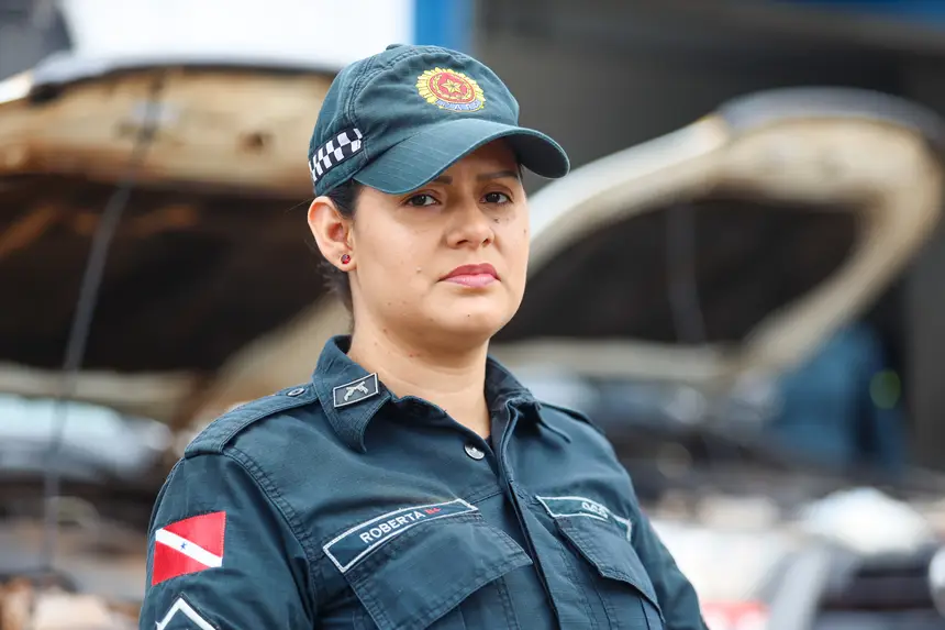 Soldado Roberta Araújo - Quartel do Comando Geral <div class='credito_fotos'>Foto: Bruno Cecim / Ag.Pará | <a href='/midias/2025/originais/20250212122705-GF00022975-F00377332.webp' download><i class='fa-solid fa-download'></i> Download</a></div>