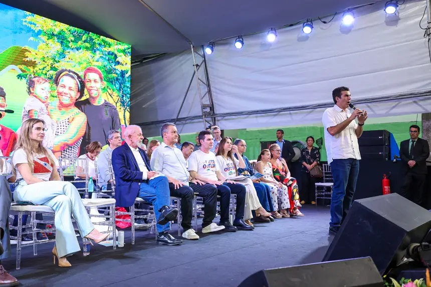 <div class='credito_fotos'>Foto: Marco Santos / Ag. Pará | <a href='/midias/2025/originais/20250213190714-GF00022992-F00377635.webp' download><i class='fa-solid fa-download'></i> Download</a></div>