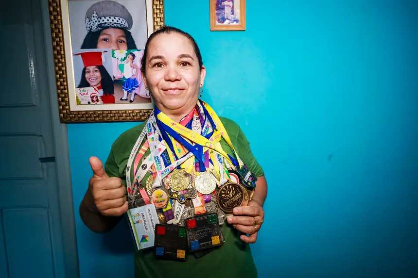 Dona Osmarina Alves Galvão <div class='credito_fotos'>Foto: Bruno Cruz / Agência Pará   |   <a href='/midias/2025/originais/20250220203603-GF00023042-F00379362.webp' download><i class='fa-solid fa-download'></i> Download</a></div>