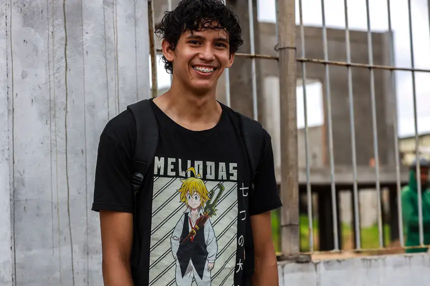 Ismael Alves Barbosa - estudante universitário, 23 anos
Fala sobre a importância da escola ficar pronta. <div class='credito_fotos'>Foto: Bruno Cruz / Agência Pará | <a href='/midias/2025/originais/20250221105827-GF00023047-F00379451.webp' download><i class='fa-solid fa-download'></i> Download</a></div>