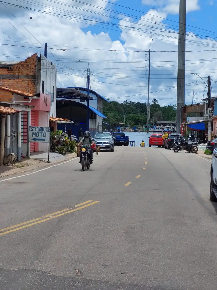 Ponte sobre Rio Itaporanga otimiza economia e beneficia cerca de 150 mil pessoas em Barcarena
Novo equipamento público qualifica a infraestrutura e a mobilidade urbana do município na Região Metropolitana de Belém <div class='credito_fotos'>Foto: Divulgação | <a href='/midias/2025/originais/20250313110246-GF00023188-F00384147.webp' download><i class='fa-solid fa-download'></i> Download</a></div>