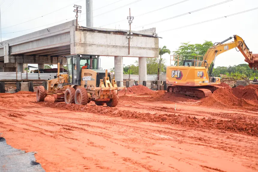 Atualização obras viaduto BR com a Independência
Local: BR com a Independência <div class='credito_fotos'>Foto: Raphael Luz / Agência Pará | <a href='/midias/2025/originais/20250318110949-GF00023241-F00385710.webp' download><i class='fa-solid fa-download'></i> Download</a></div>