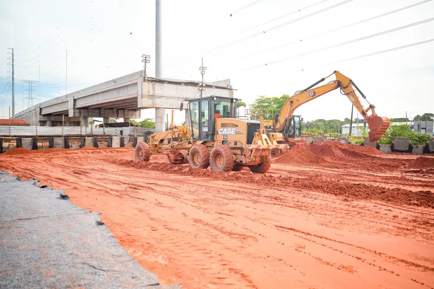 Atualização obras viaduto BR com a Independência
Local: BR com a Independência <div class='credito_fotos'>Foto: Raphael Luz / Agência Pará | <a href='/midias/2025/originais/20250318110955-GF00023241-F00385713.webp' download><i class='fa-solid fa-download'></i> Download</a></div>