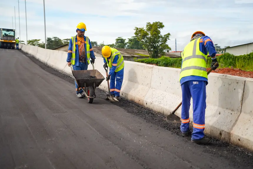 Atualização obras viaduto BR com a Independência
Local: BR com a Independência <div class='credito_fotos'>Foto: Raphael Luz / Agência Pará | <a href='/midias/2025/originais/20250318111044-GF00023241-F00385737.webp' download><i class='fa-solid fa-download'></i> Download</a></div>