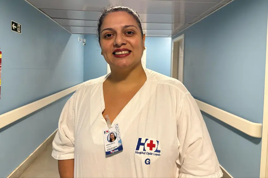 A psicóloga Roberta Santos afirma que os animais desempenham o papel de coterapeutas durante o longo período de adoecimento e tratamento