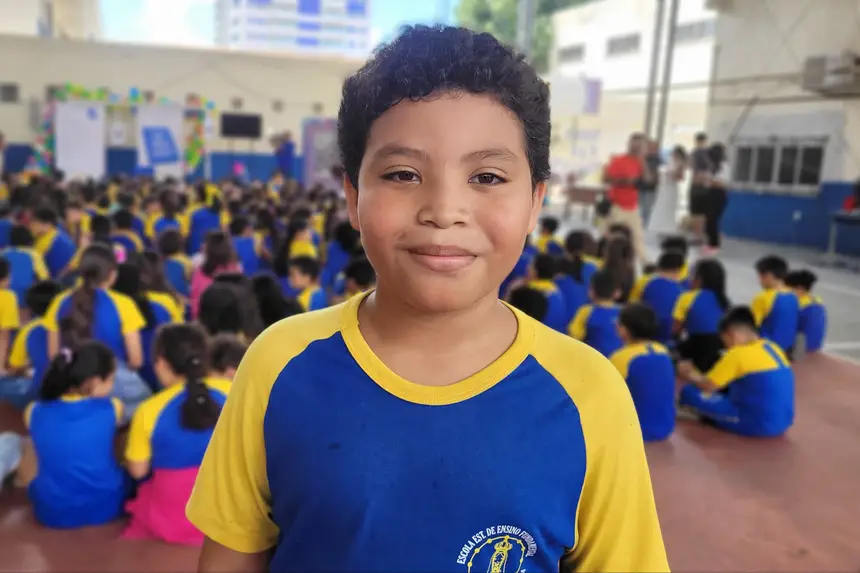 Estudante Arthur Oliveira, do 5º ano do Ensino Fundamental.