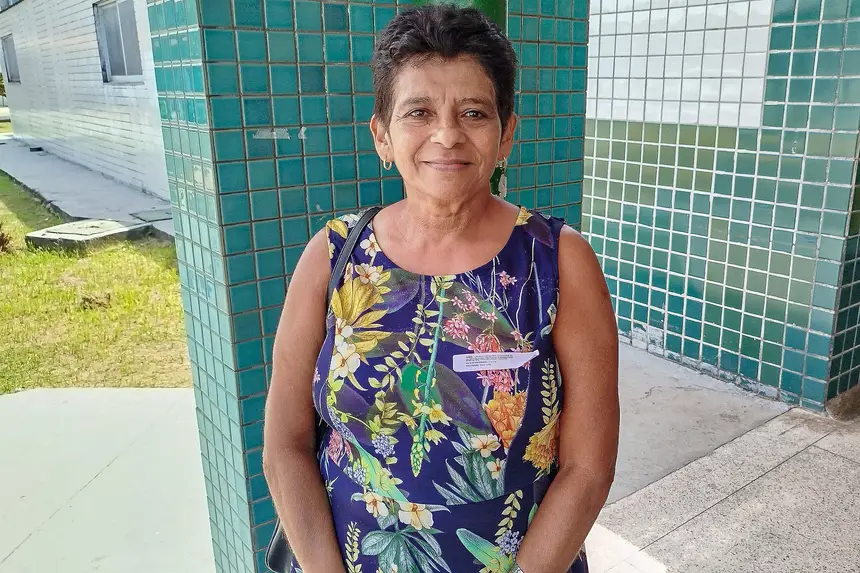 Erivane Cavalcante Oliveira, moradora de Marabá agurada anciosa a inaguração da Policlinica.
