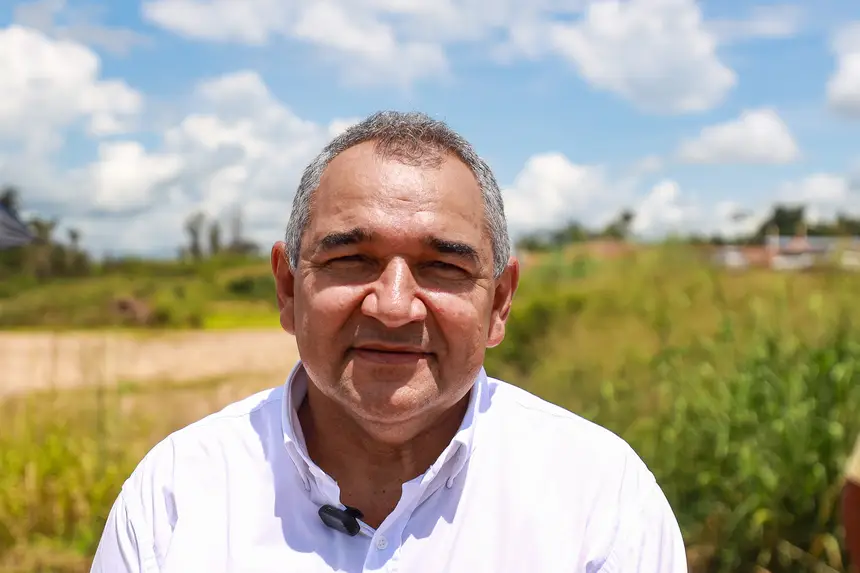 Isvandires Martins Ribeiro (Vandin), prefeito de Água Azul do Norte <div class='credito_fotos'>Foto: Marcelo Lelis / Ag. Pará | <a href='/midias/2025/originais/20250404143230-GF00023375-F00390571.webp' download><i class='fa-solid fa-download'></i> Download</a></div>