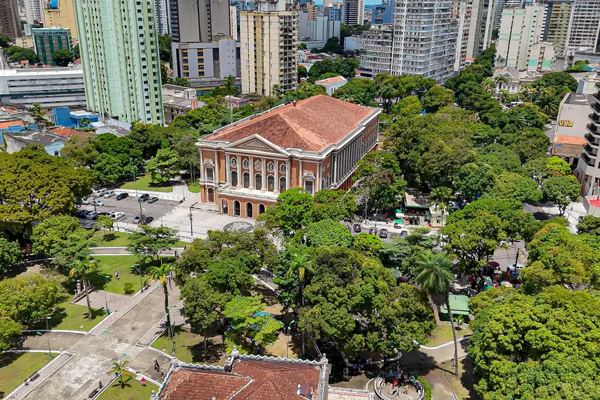  <div class='credito_fotos'>Foto: Vinicius Pinto / Ag. Pará   |   <a href='/midias/2025/originais/20250404193956-GF00023395-F00390698.webp' download><i class='fa-solid fa-download'></i> Download</a></div>