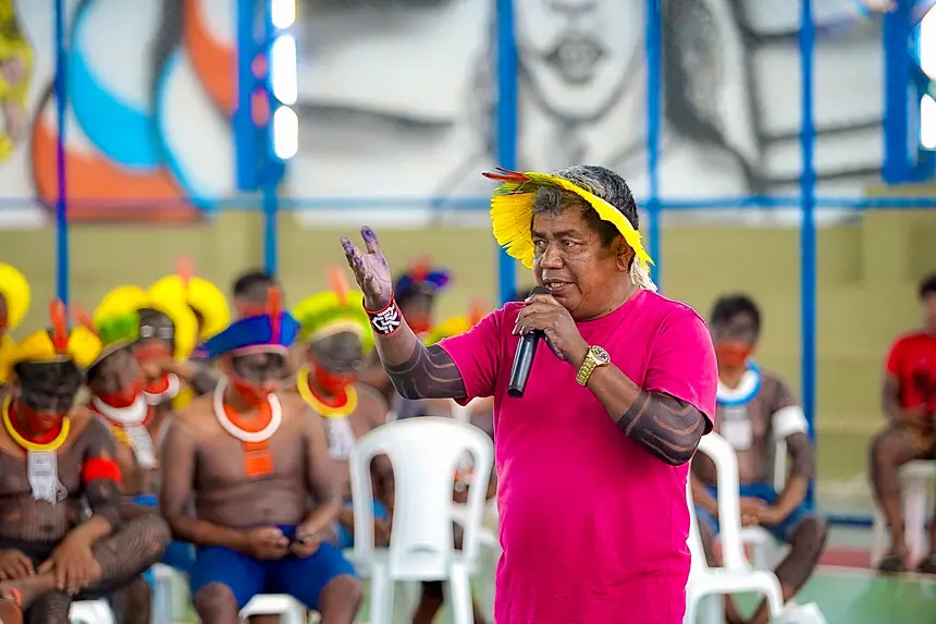 Bokaire Kayapó - Professor Indígena <div class='credito_fotos'>Foto: Wellyngton Coelho / Ag.Pará | <a href='/midias/2025/originais/20250404195229-GF00023396-F00390716.webp' download><i class='fa-solid fa-download'></i> Download</a></div>