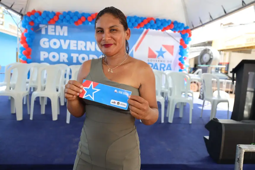 Regiane do socorro ribeiro furtado
Lavradora -Sua casa <div class='credito_fotos'>Foto: Bruno Cruz / Ag. Pará | <a href='/midias/2025/originais/20250410140529-GF00023449-F00392223.jpg' download><i class='fa-solid fa-download'></i> Download</a></div>