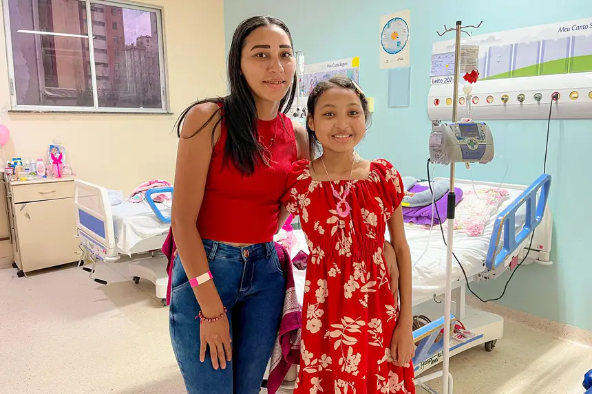 Sandra e Sandy agradeceram aos doadores  que participaram de mais uma campanha do Oncológico Infantil